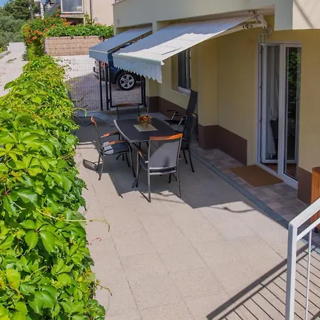 Apartman Domenika *