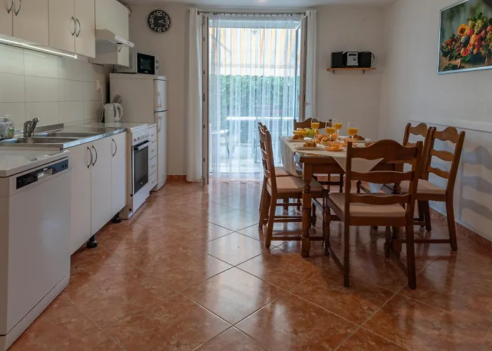 Apartamento Domenika Makarska